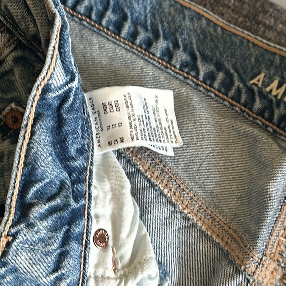 NEVER WORN AE JEANS!!! - Picture 4 of 5
